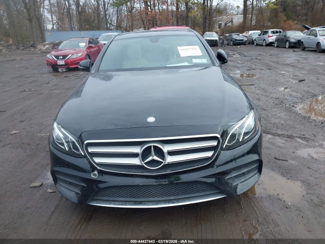 44427443 :رقم المزاد ، WDDZF4KB2HA122639 vin ، 2017 Mercedes-benz E 300 4matic مزاد بيع