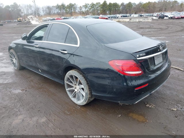 44427443 :رقم المزاد ، WDDZF4KB2HA122639 vin ، 2017 Mercedes-benz E 300 4matic مزاد بيع