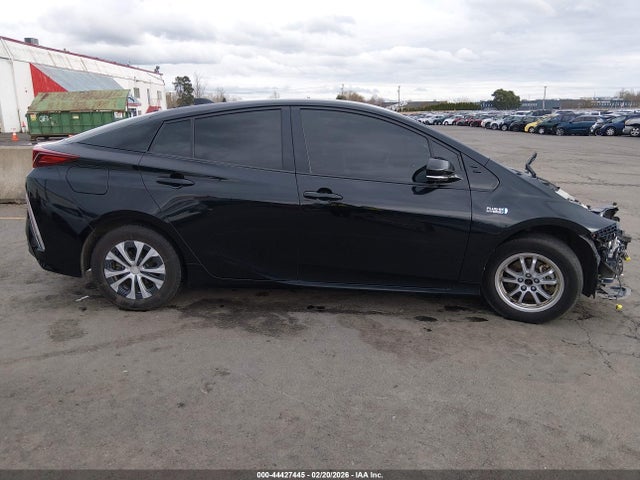 JTDKARFP4L3146855 Toyota Prius Prime Xle