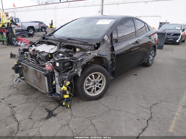 JTDKARFP4L3146855 Toyota Prius Prime Xle