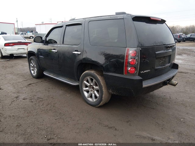 2007 GMC YUKON 1GKFK638X7J354934 Photo 2