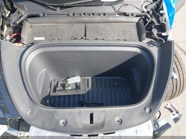 2024 Tesla Model Y Long Range Dual Motor All-wheel Drive მანქანა იყიდება აუქციონზე, vin: 7SAYGDEE9RF068891, აუქციონის ნომერი: 44427461