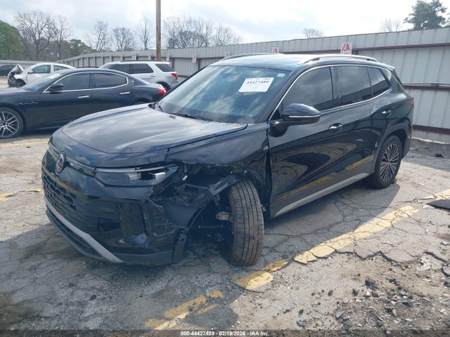 2025 Volkswagen Tiguan 2.0t S მანქანა იყიდება აუქციონზე, vin: 3VVCR7RM4SM015569, აუქციონის ნომერი: 44427489