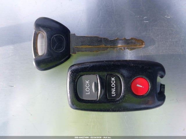 2002 Mazda Protege Dx/es/lx მანქანა იყიდება აუქციონზე, vin: JM1BJ225421566962, აუქციონის ნომერი: 44427499