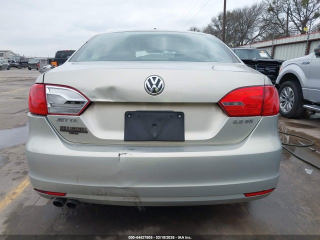 44427505 :رقم المزاد ، 3VWDX7AJ8BM394373 vin ، 2011 Volkswagen Jetta 2.5l Se مزاد بيع