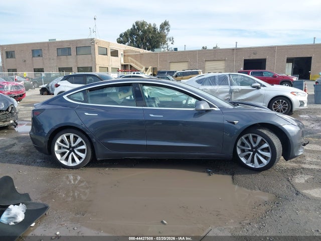 Aukcja sprzedaży 2017 Tesla Model 3 Long Range/standard, vin: 5YJ3E1EA7HF001732, numer aukcji: 44427508