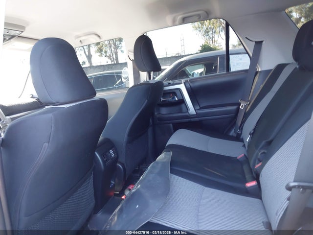 JTEMU5JR9R6282032 Toyota 4RUNNER SR5