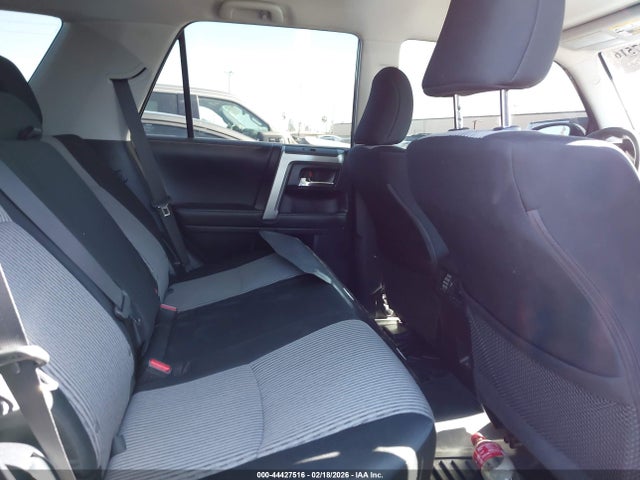 JTEMU5JR9R6282032 Toyota 4RUNNER SR5