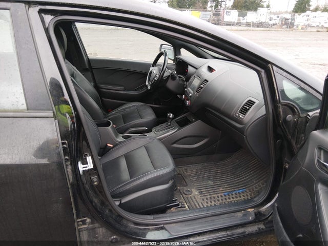 KNAFZ5A34F5335180 KIA FORTE SX