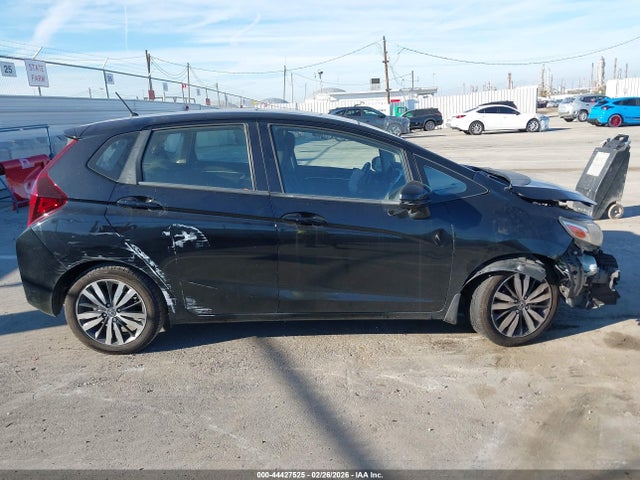 Honda FIT EX 2016 JHMGK5H79GX005253 Image 13