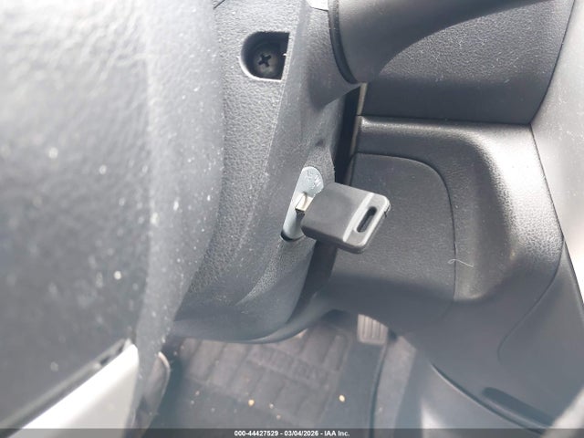 44427529 :رقم المزاد ، 3N1CE2CP8FL433714 vin ، 2015 Nissan Versa Note Sv مزاد بيع
