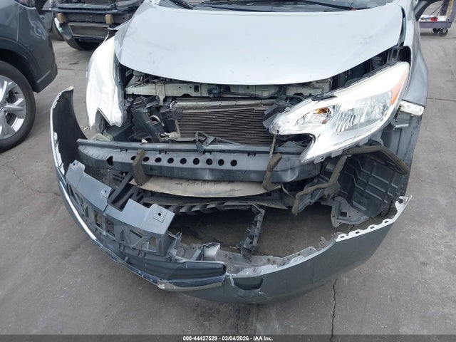 44427529 :رقم المزاد ، 3N1CE2CP8FL433714 vin ، 2015 Nissan Versa Note Sv مزاد بيع