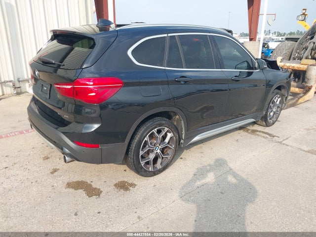 44427554 :رقم المزاد ، WBXJG7C03M5U00098 vin ، 2021 Bmw X1 Sdrive28i مزاد بيع