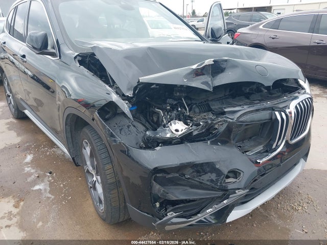 44427554 :رقم المزاد ، WBXJG7C03M5U00098 vin ، 2021 Bmw X1 Sdrive28i مزاد بيع