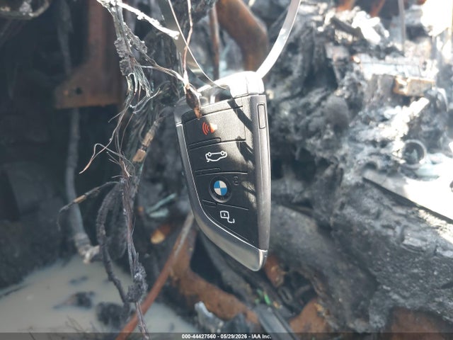 44427560 :رقم المزاد ، WBAPK73529A450679 vin ، 2009 Bmw 328i Xdrive مزاد بيع