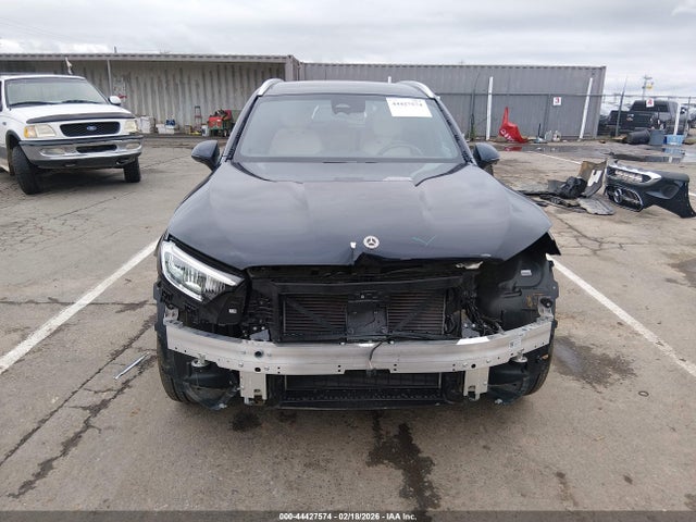 W1NKM4GB2RF172660 Mercedes-Benz Glc 300 Suv
