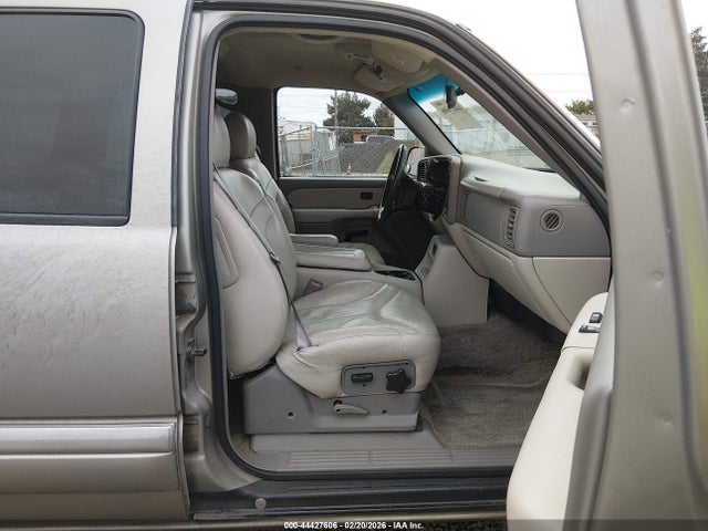 44427606 :رقم المزاد ، 1GKEK13T2YJ128035 vin ، 2000 Gmc Yukon Slt مزاد بيع