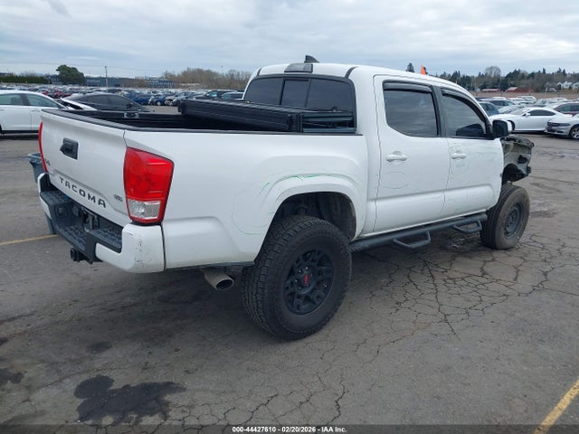 3TMCZ5ANXHM085691 Toyota Tacoma Sr V6
