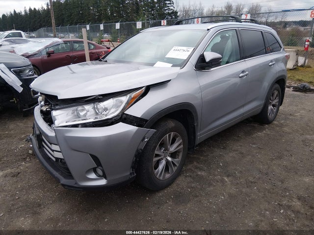 Toyota Highlander Le Plus V6 2016 5TDBKRFH4GS297883 Image 2