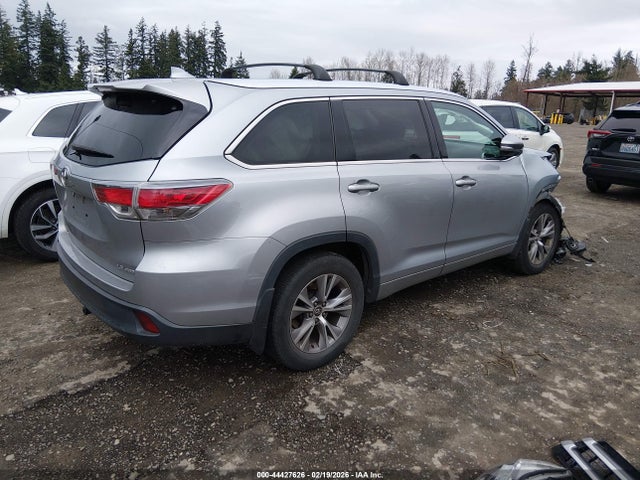Toyota Highlander Le Plus V6 2016 5TDBKRFH4GS297883 Image 4