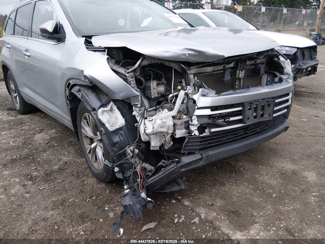 Toyota Highlander Le Plus V6 2016 5TDBKRFH4GS297883 Image 6