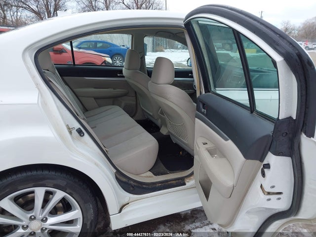 44427631 :رقم المزاد ، 4S3BMBC6XE3018228 vin ، 2014 Subaru Legacy 2.5i Premium مزاد بيع