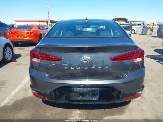 5NPD84LF7LH564723 Hyundai ELANTRA SEL