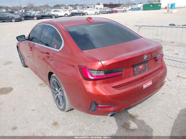 2022 BMW 330I 3MW5R1J01N8C55802 Photo 2