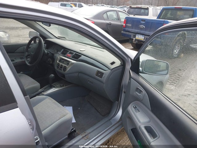 2005 MITSUBISHI LANCER JA3AJ26E55U008707 Photo 4