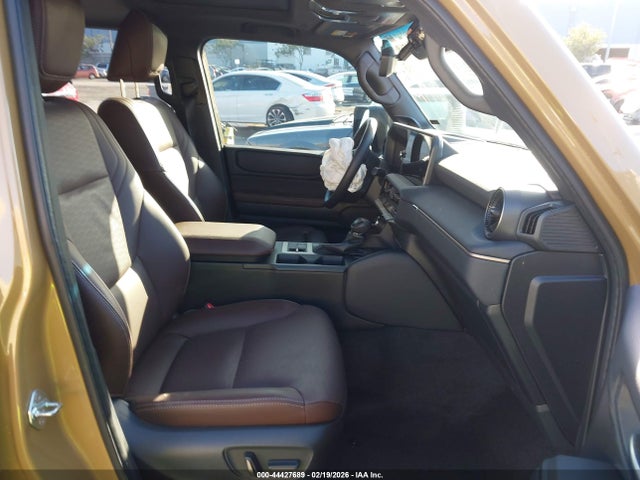 JTEABFAJXSK030327 Toyota Land Cruiser