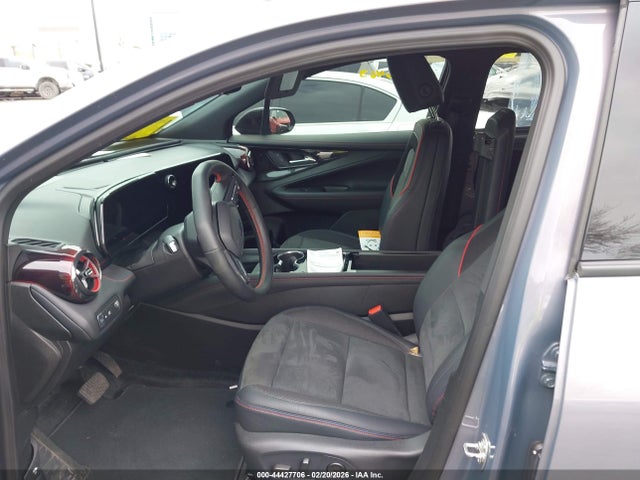 2024 CHEVROLET BLAZER EV 3GNKDCRJ1RS213143 Photo 4