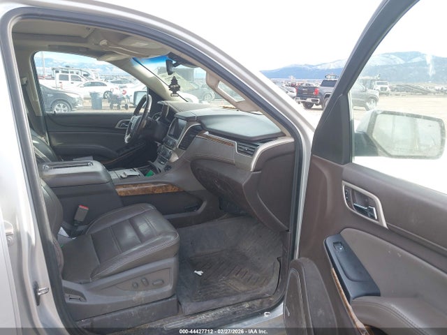 2015 Gmc Yukon Xl 1500 Denali მანქანა იყიდება აუქციონზე, vin: 1GKS2JKJ3FR684761, აუქციონის ნომერი: 44427712