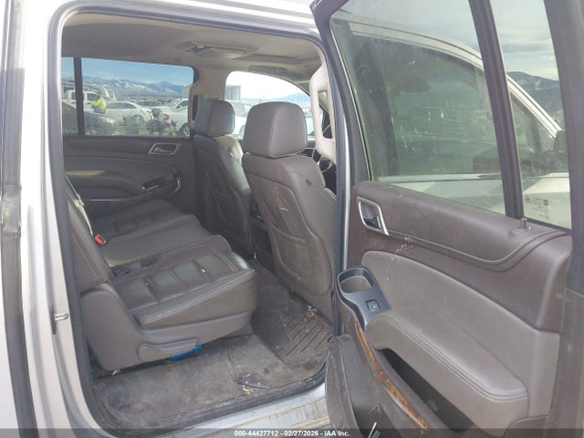 2015 Gmc Yukon Xl 1500 Denali მანქანა იყიდება აუქციონზე, vin: 1GKS2JKJ3FR684761, აუქციონის ნომერი: 44427712