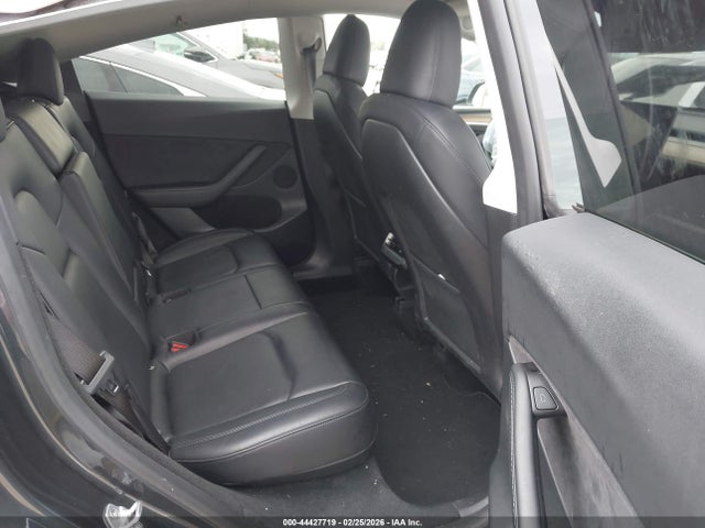 44427719 :رقم المزاد ، 7SAYGDEE7RF014697 vin ، 2024 Tesla Model Y Long Range Dual Motor All-wheel Drive مزاد بيع