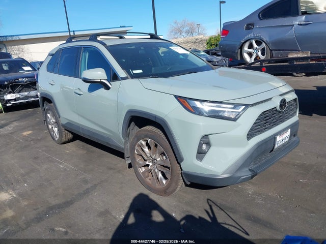 2022 2T3C1RFV8NW219230 main image