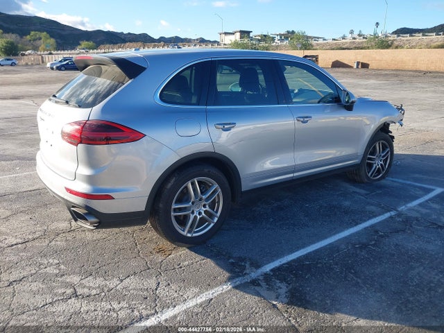 Porsche Cayenne Diesel 2015 WP1AF2A23FLA35670 Image 13