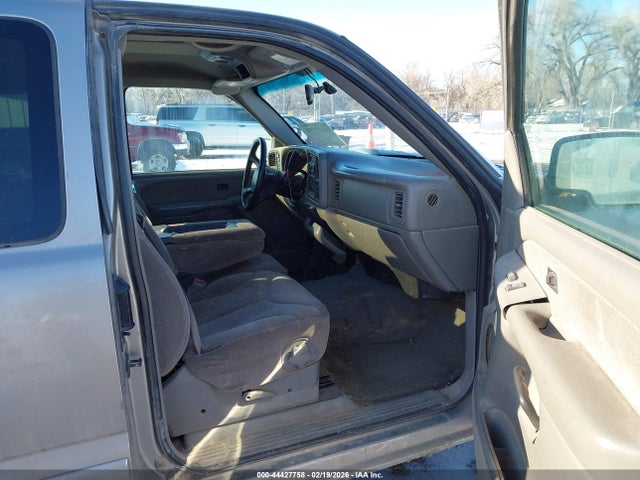 44427758 :رقم المزاد ، 1GTEK19T5YE114996 vin ، 2000 Gmc Sierra 1500 Sl/sle مزاد بيع