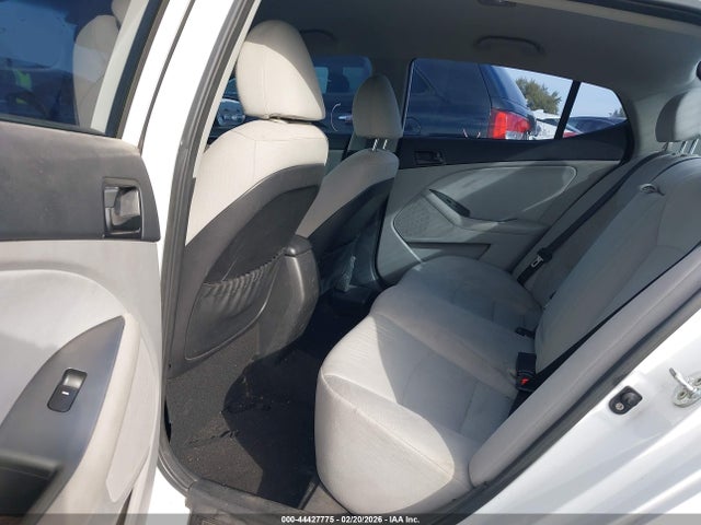 KIA Optima Lx 2015 KNAGM4A73F5574879 Image 8