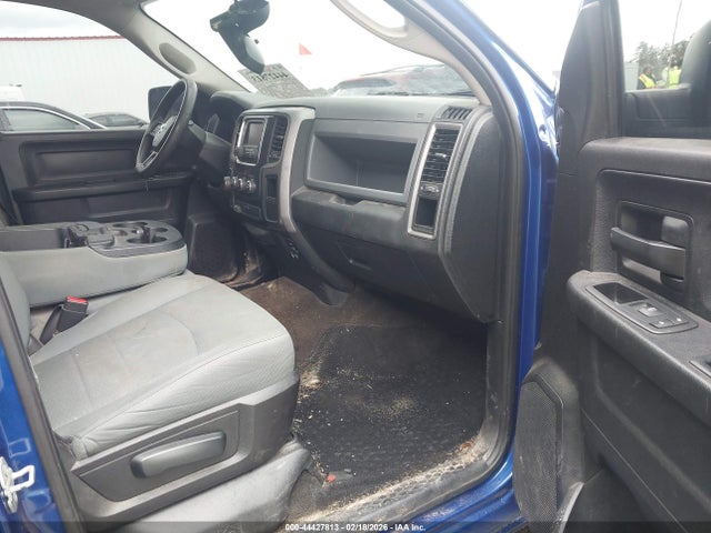 44427813 :رقم المزاد ، 1C6RR7KT3GS146802 vin ، 2016 Ram 1500 Express مزاد بيع