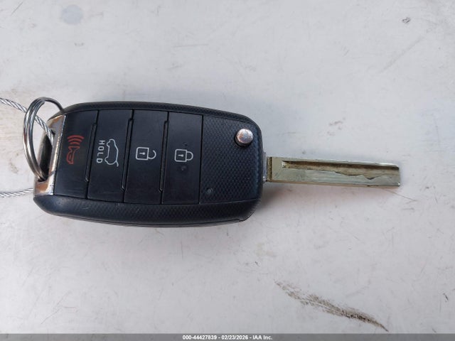 5XYPG4A37GG048478 KIA Sorento 2.4l Lx