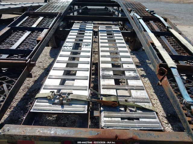 2023 Kaufman Trailers Auto Hauler მანქანა იყიდება აუქციონზე, vin: 5VGFW5031PL001023, აუქციონის ნომერი: 44427846