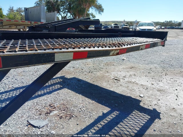 2023 Kaufman Trailers Auto Hauler მანქანა იყიდება აუქციონზე, vin: 5VGFW5031PL001023, აუქციონის ნომერი: 44427846