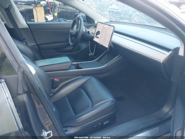 2020 TESLA MODEL 3 5YJ3E1EC1LF646970 Photo 4