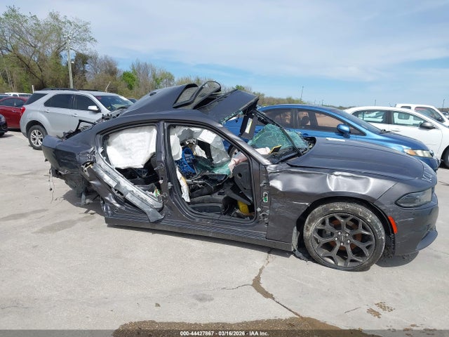 2C3CDXBG2LH254480 Dodge Charger Sxt Rwd