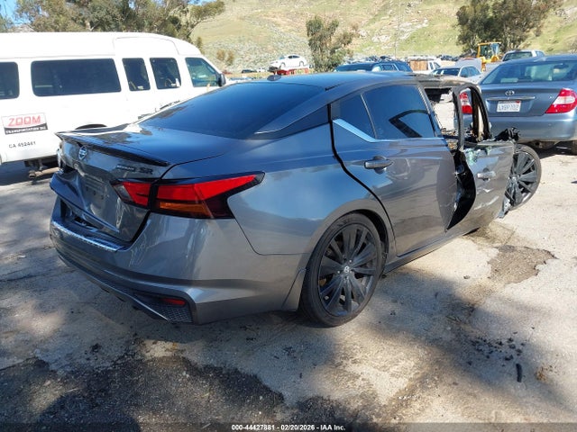 1N4BL4CV5NN312202 Nissan Altima Sr Fwd