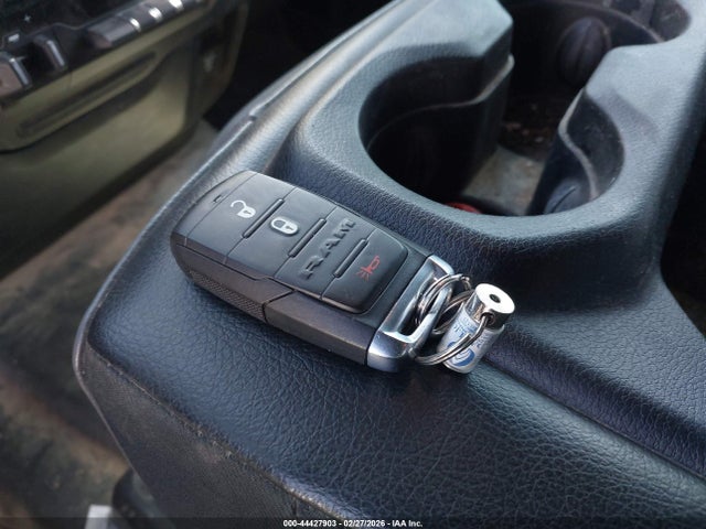 Продаж на аукціоні авто 2022 Ram 1500 Tradesman  4x4 6'4 Box, vin: 1C6SRFNT4NN476743, номер лоту: 44427903