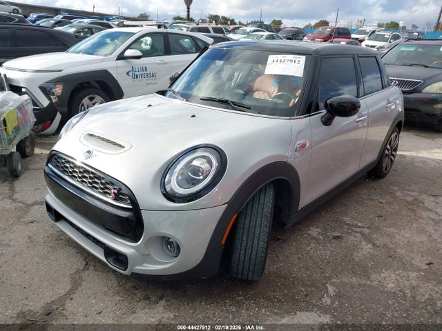 2021 MINI HARDTOP WMWXU9C06M2P15052 Photo 1