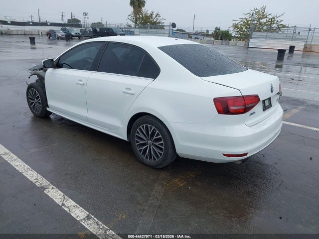 44427971 :رقم المزاد ، 3VW2B7AJ4HM322519 vin ، 2017 Volkswagen Jetta 1.4t S مزاد بيع