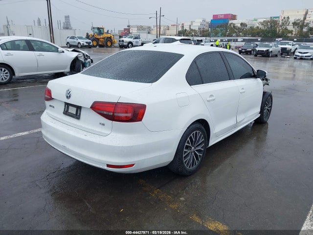 44427971 :رقم المزاد ، 3VW2B7AJ4HM322519 vin ، 2017 Volkswagen Jetta 1.4t S مزاد بيع