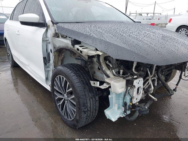 44427971 :رقم المزاد ، 3VW2B7AJ4HM322519 vin ، 2017 Volkswagen Jetta 1.4t S مزاد بيع
